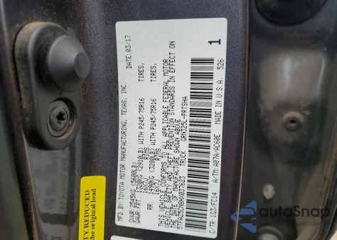 2017 Toyota Tacoma Sr5 V6 z USA, uszkodzony, nr VIN 5TFAZ5CN8HX037623